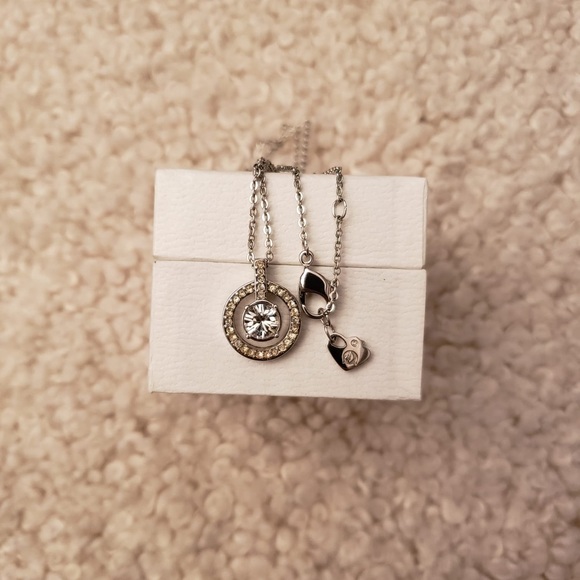 Swarovski lavender collection pendant necklace - Picture 1 of 5